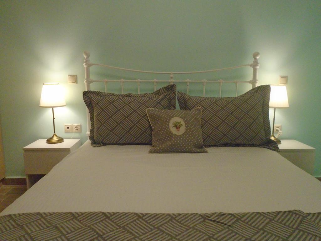 Socrates Family Apartments Kalligoni Ngoại thất bức ảnh
